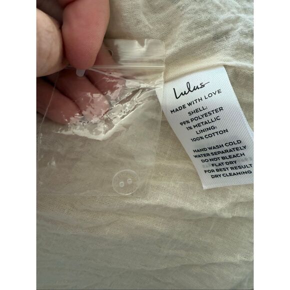 New Lulu’s Sweet Shimmer Cream Floral Print Smocked Maxi Dress Medium - Picture 4 of 11